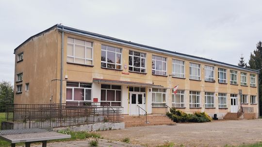 Drugi przetarg pisemny nieograniczony na sprzedaż nieruchomości gruntowej zabudowanej, oznaczonej  w ewidencji gruntów i budynków jako działka nr 113/1 i 113/2, obręb geodezyjny Błudowo, gm. Młynary