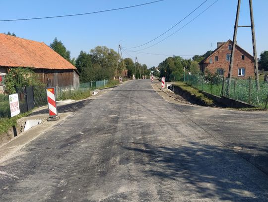 Dobiega końca przebudowa drogi gminnej wewnętrznej w m. Włóczyska.
