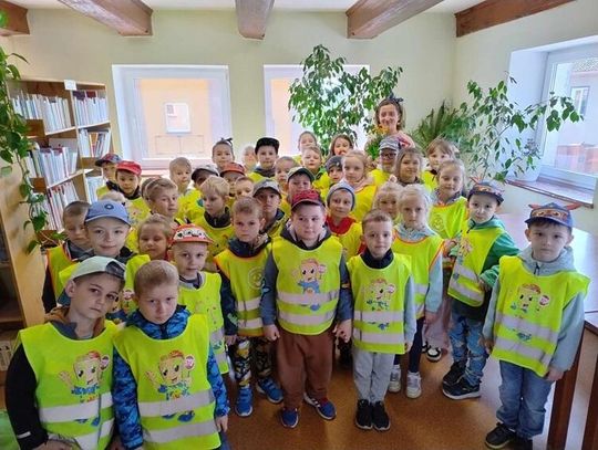 DZIEŃ BIBLIOTEKARZA I BIBLIOTEK