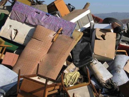 Informacja dotycząca mobilnej zbiórki odpadów wielkogabarytowych, zużytego sprzętu oraz tekstyliów.