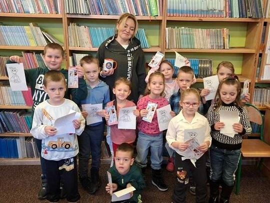 "KSIĄŻKA JEST PRZYJACIELEM, KTÓRY NIGDY NIE OSZUKUJE!"