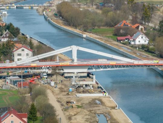 Nowe godziny otwarcia mostu w Nowakowie.