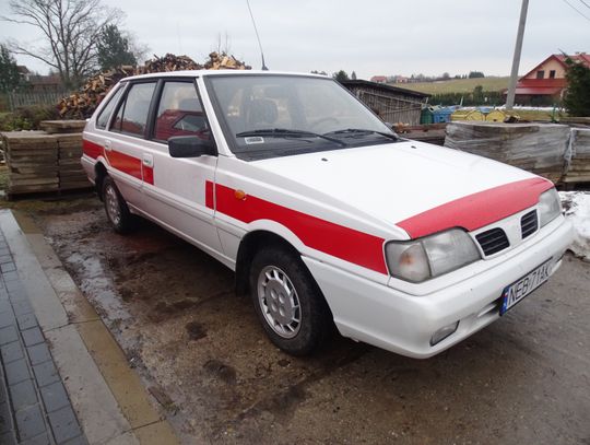 Ogłoszenie o sprzedaży samochodu: POLONEZ Caro