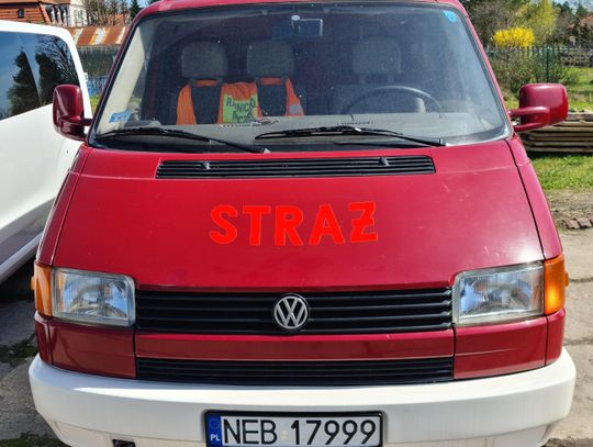 OGŁOSZENIE O SPRZEDAŻY SAMOCHODU SPECJALNEGO - POŻARNICZEGO VOLKSWAGEN TRANSPORTER T-4  W TRYBIE PRZETARGU NIEOGRANICZONEGO