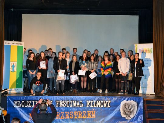 Olsztynek zachęca młodzież do kręcenia filmów .