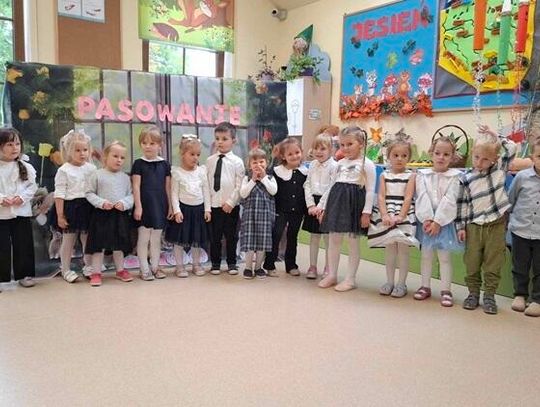 PASOWANIE NA PRZEDSZKOLAKA I DZIEŃ EDUKACJI NARODOWEJ