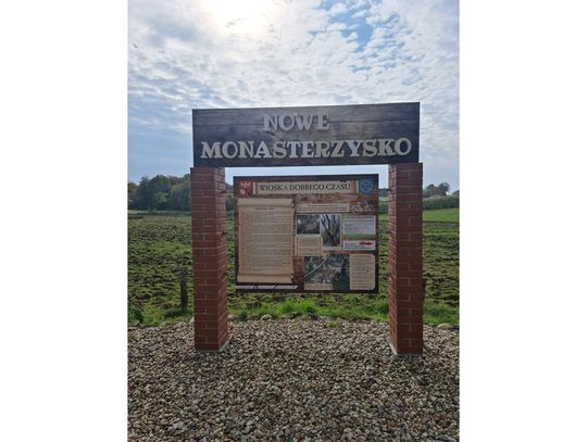 Sołectwo Nowe Monasterzysko z nagrodą Marszałka Woj. Warmińsko-Mazurskiego za najciekawszą inicjatywę! Sołectwo Nowe Monasterzysko z nagrodą Marszałka Woj. Warmińsko-Mazurskiego za najciekawszą inicjatywę!