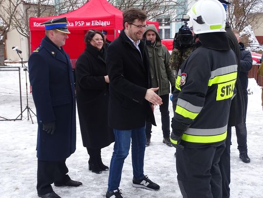 Specjalistyczny samochód dla OSP Zastawno.