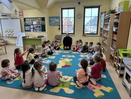 SPOTKANIE Z POLICJANTEM