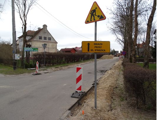Trwa przebudowa ul. Konarskiego w Młynarach