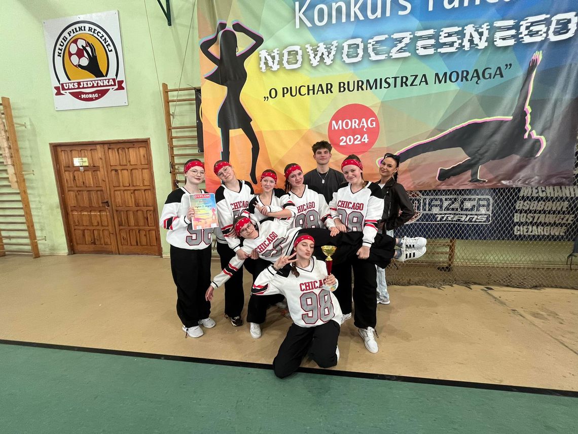 Grupa taneczna IMPULS na podium! Grupa taneczna IMPULS na podium!