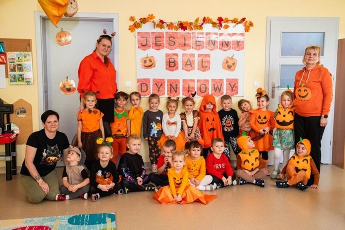 JESIENNY BAL DYNIOWY JESIENNY BAL DYNIOWY