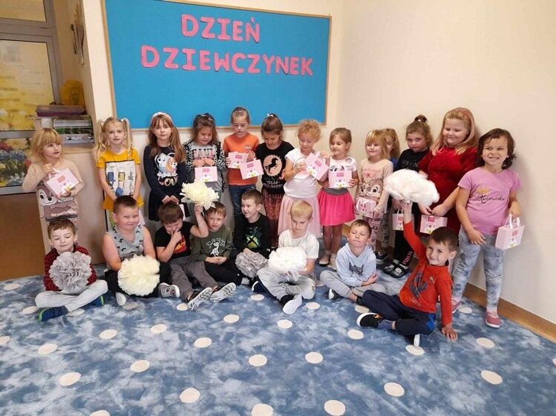 MIĘDZYNARODOWY DZIEŃ DZIEWCZYNEK MIĘDZYNARODOWY DZIEŃ DZIEWCZYNEK