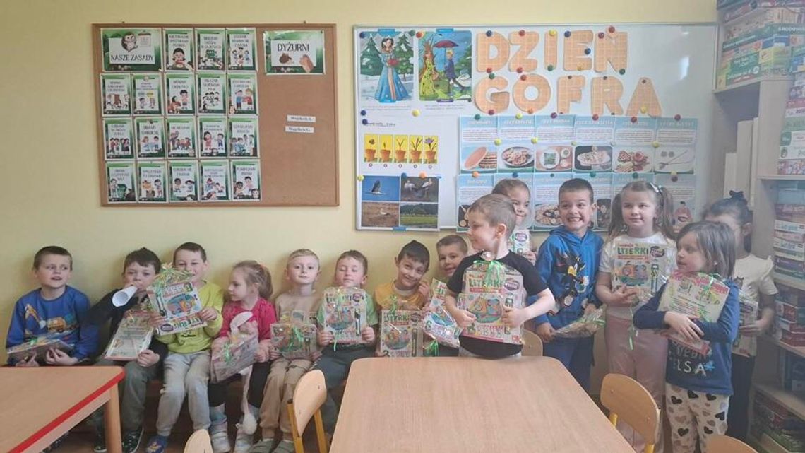 MIĘDZYNARODOWY DZIEŃ GOFRA MIĘDZYNARODOWY DZIEŃ GOFRA