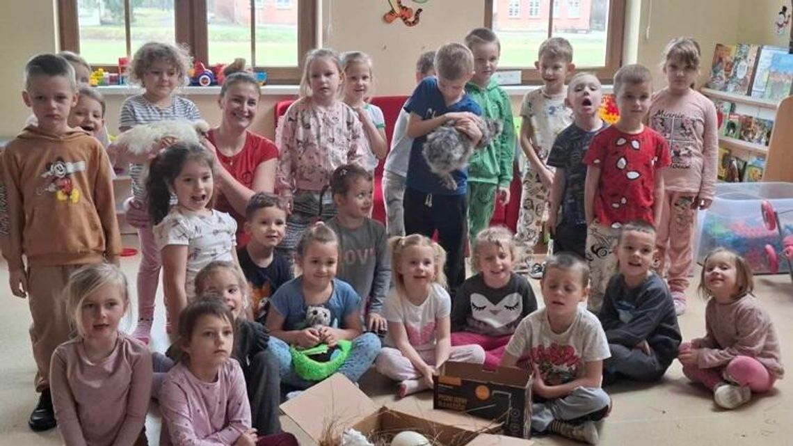 O KURKACH, CO ZNIKNĘŁY Z PODWÓRKA O KURKACH, CO ZNIKNĘŁY Z PODWÓRKA