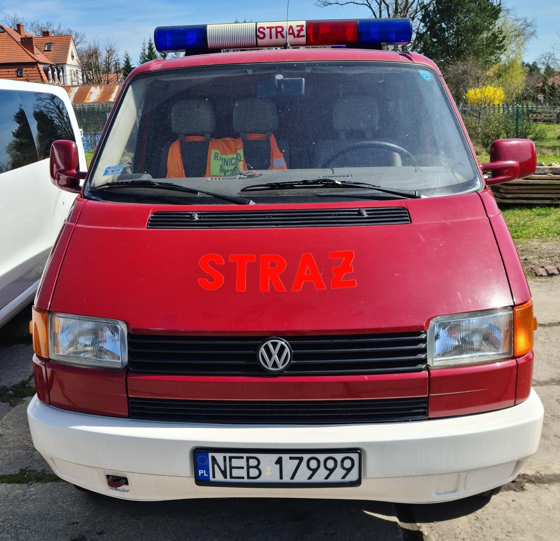 OGŁOSZENIE O SPRZEDAŻY SAMOCHODU SPECJALNEGO - POŻARNICZEGO VOLKSWAGEN TRANSPORTER T-4  W TRYBIE PRZETARGU NIEOGRANICZONEGO OGŁOSZENIE O SPRZEDAŻY SAMOCHODU SPECJALNEGO - POŻARNICZEGO VOLKSWAGEN TRANSPORTER T-4  W TRYBIE PRZETARGU NIEOGRANICZONEGO