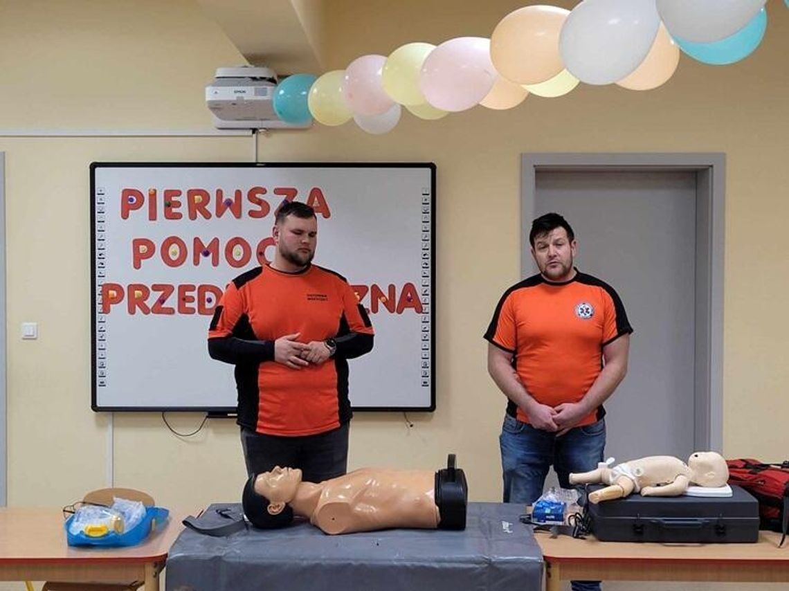 PIERWSZA POMOC PRZEDMEDYCZNA PIERWSZA POMOC PRZEDMEDYCZNA