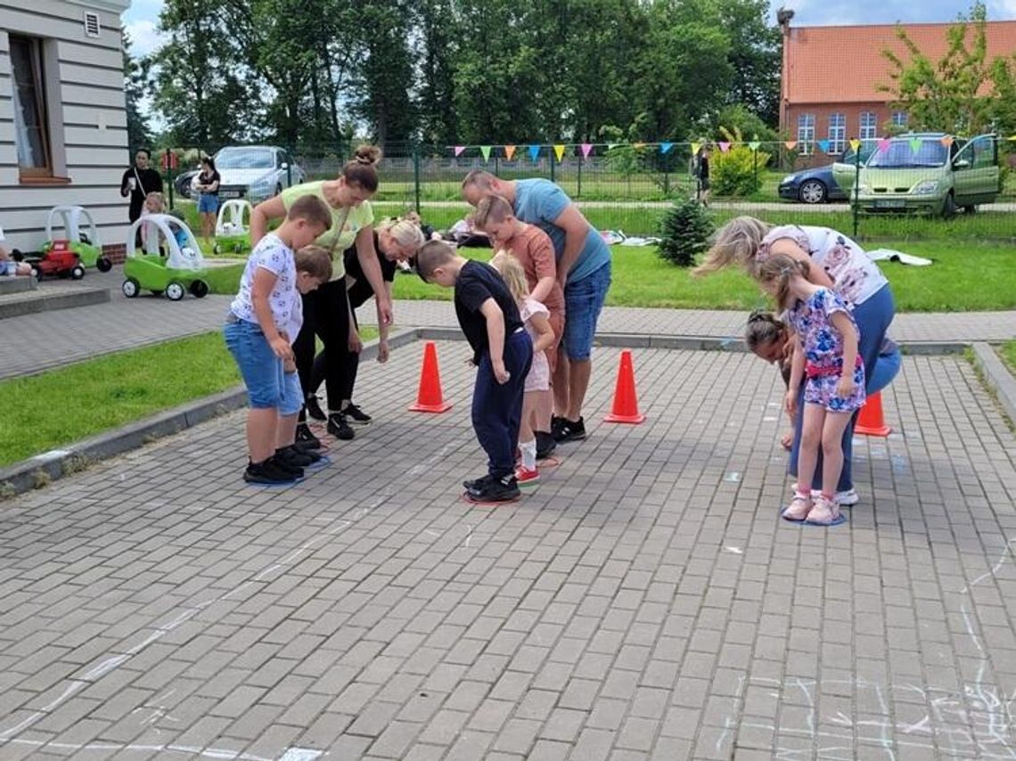 PIKNIK RODZINNY PIKNIK RODZINNY