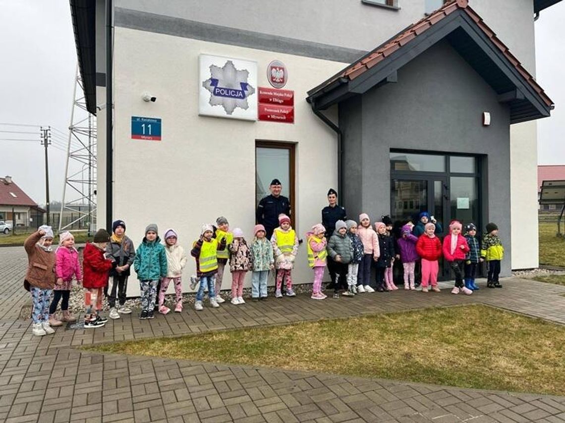 POZNAJEMY ZAWÓD POLICJANTA POZNAJEMY ZAWÓD POLICJANTA