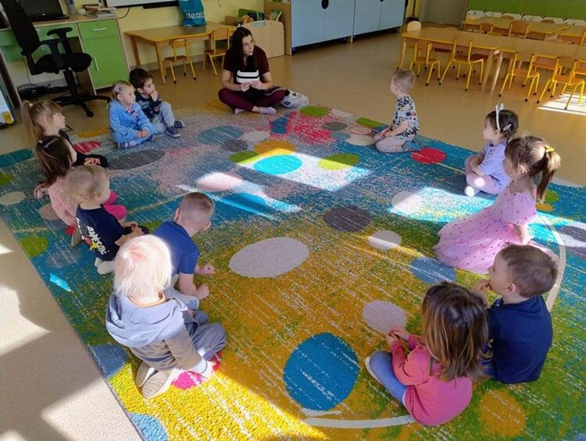 POZNAJEMY ZAWODY NASZYCH RODZICÓW