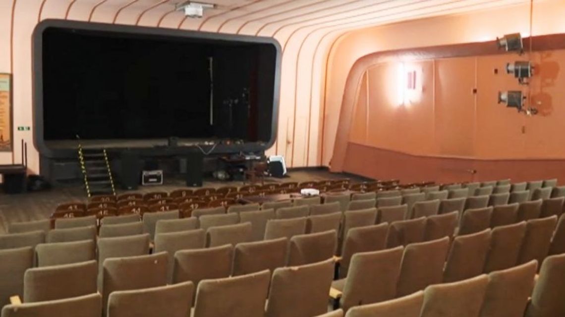 Przebudowa budynków Ośrodka Kultury oraz Stadionu Miejskiego w Młynarach Przebudowa budynków Ośrodka Kultury oraz Stadionu Miejskiego w Młynarach