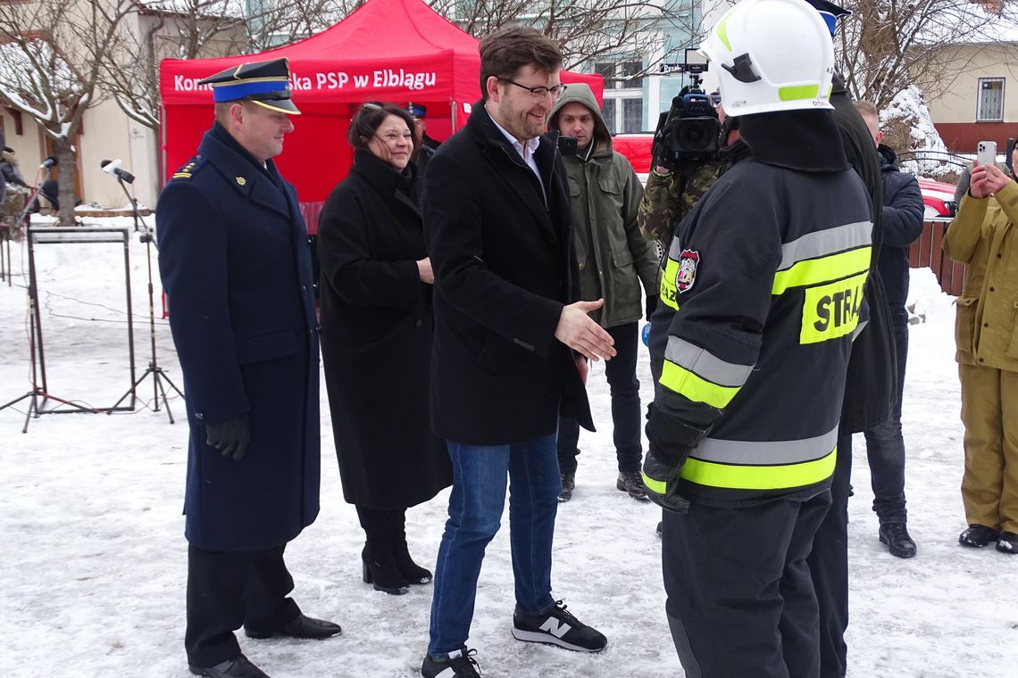 Specjalistyczny samochód dla OSP Zastawno. Specjalistyczny samochód dla OSP Zastawno.