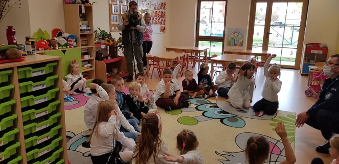 SPOT EDUKACYJNY Z UDZIAŁEM PRZEDSZKOLAKÓW SPOT EDUKACYJNY Z UDZIAŁEM PRZEDSZKOLAKÓW