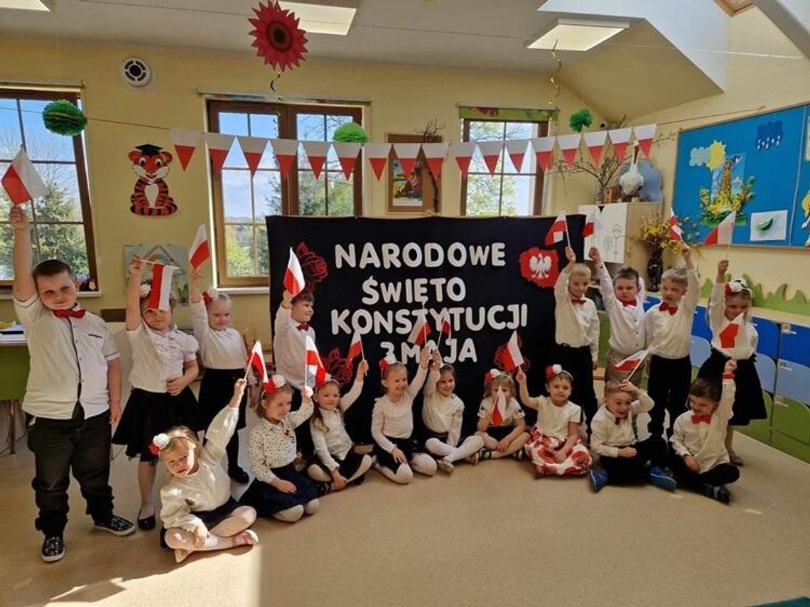 ŚWIĘTO NARODOWE TRZECIEGO MAJA ŚWIĘTO NARODOWE TRZECIEGO MAJA
