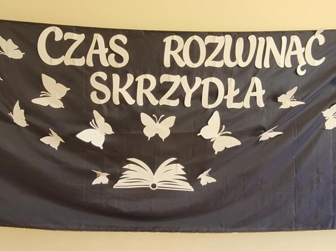 UROCZYSTE ZAKOŃCZENIE ROKU SZKOLNEGO W "JEŻYKACH" UROCZYSTE ZAKOŃCZENIE ROKU SZKOLNEGO W "JEŻYKACH"