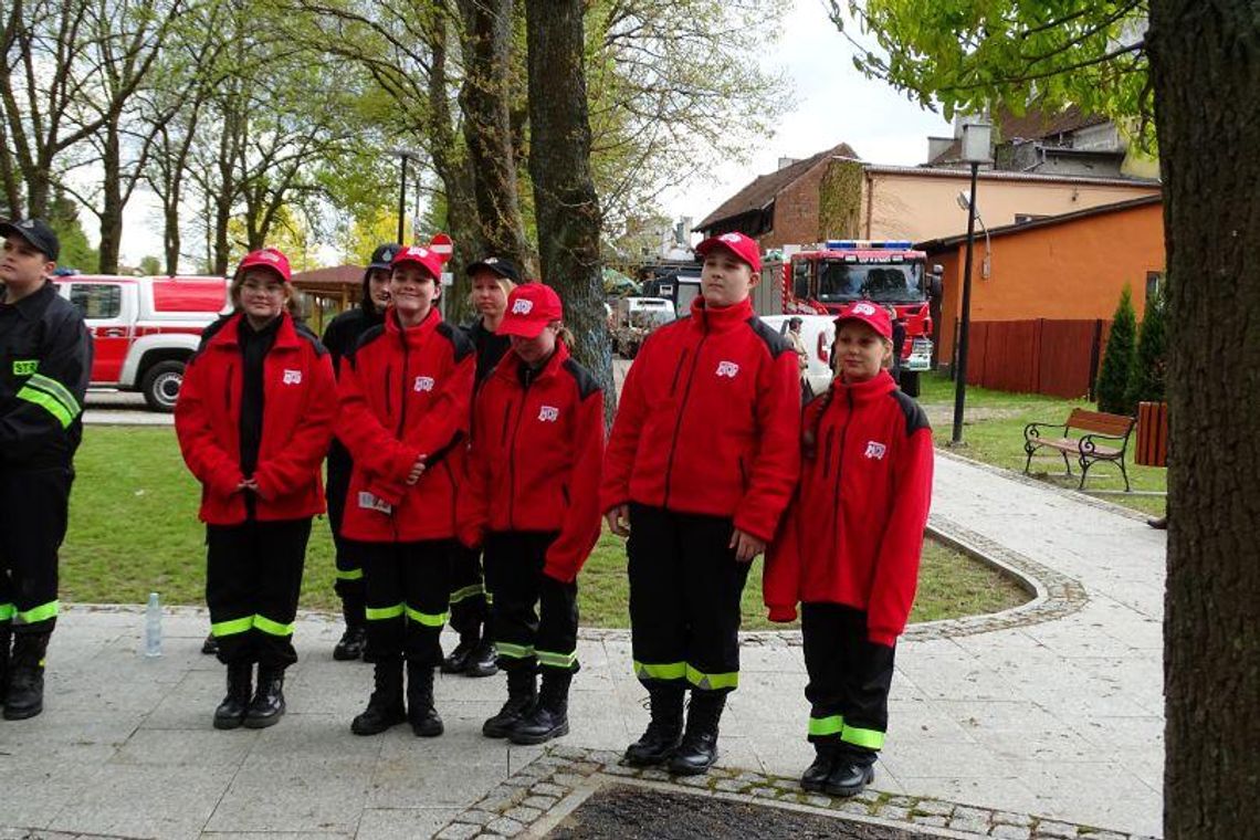 Wspólnie dla naszej historii i przyszłości! OSP Młynary- sztandar na 80-lecie działalności naszych lokalnych bohaterów.