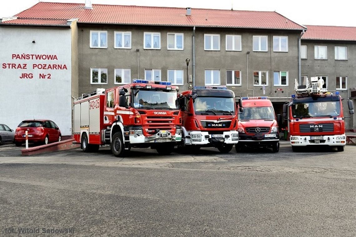 ZAJĘCIA W SALI EDUKACYJNEJ "OGNIK" ZAJĘCIA W SALI EDUKACYJNEJ "OGNIK"