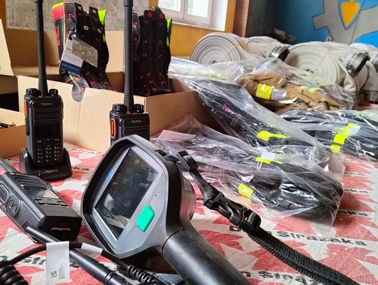 Uroczyste przekazanie sprzętu dla Strażaków Ochotników w Gminie Młynary. Uroczyste przekazanie sprzętu dla Strażaków Ochotników w Gminie Młynary.