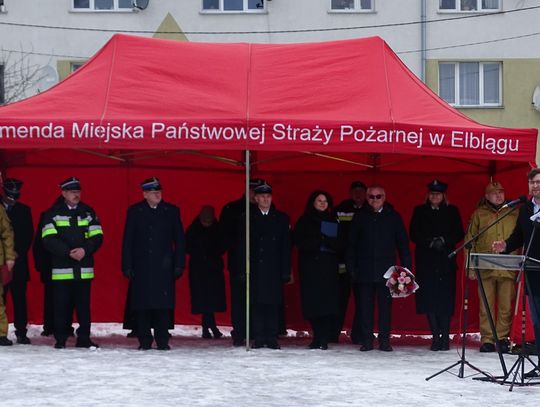 Spacjalistyczny samochód dla jednostki OSP Zastawno. Spacjalistyczny samochód dla jednostki OSP Zastawno.