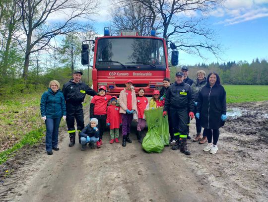 Sprzątamy Polskie Lasy. Sprzątamy Polskie Lasy.
